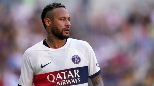 Neymar playing for PSG.
